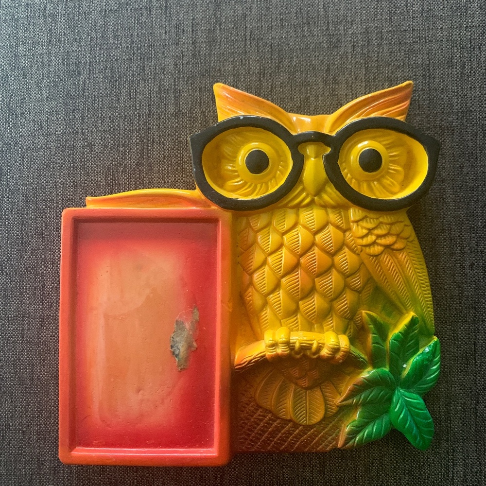 Vintage Chalkware Owl with notepad holder